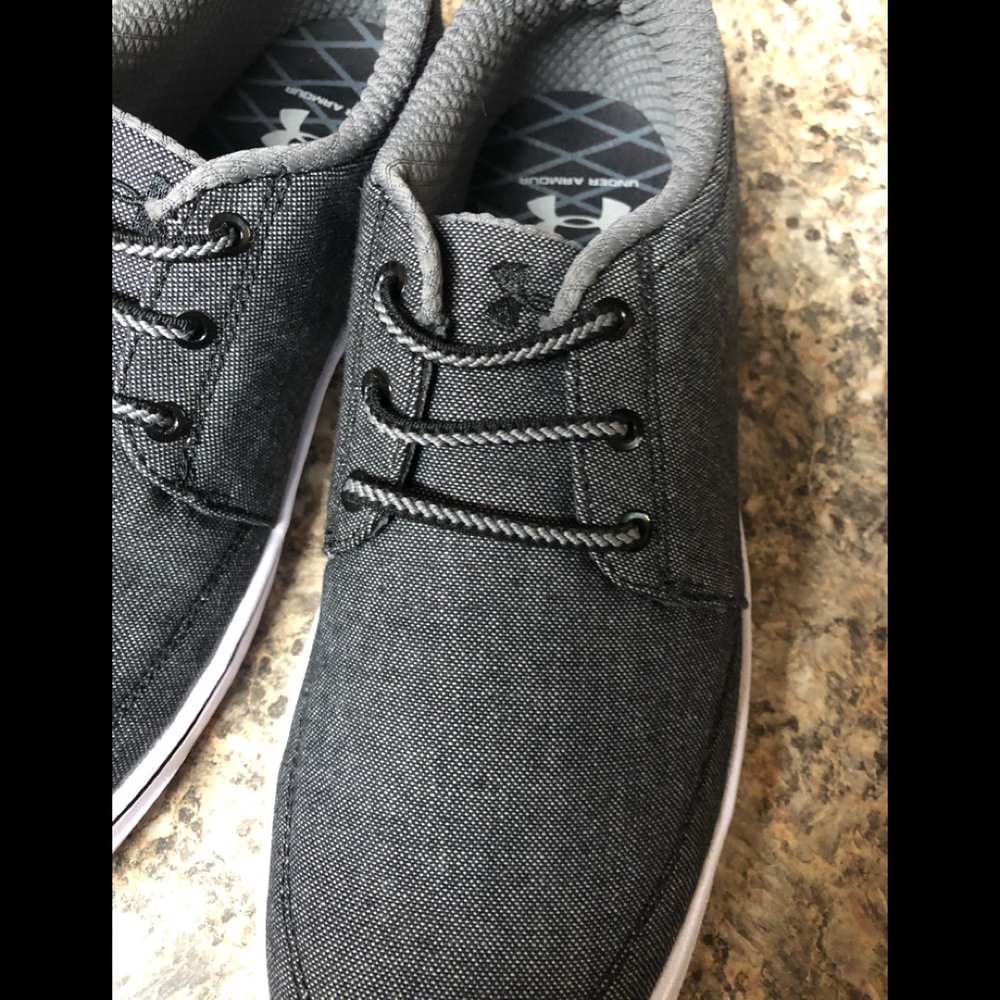 Boys Under Armour street encounter shoe